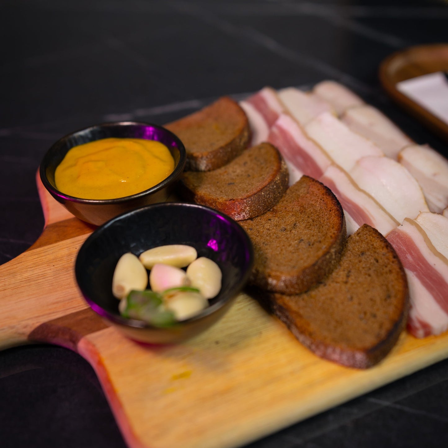 Salo Board With Ray Croutons