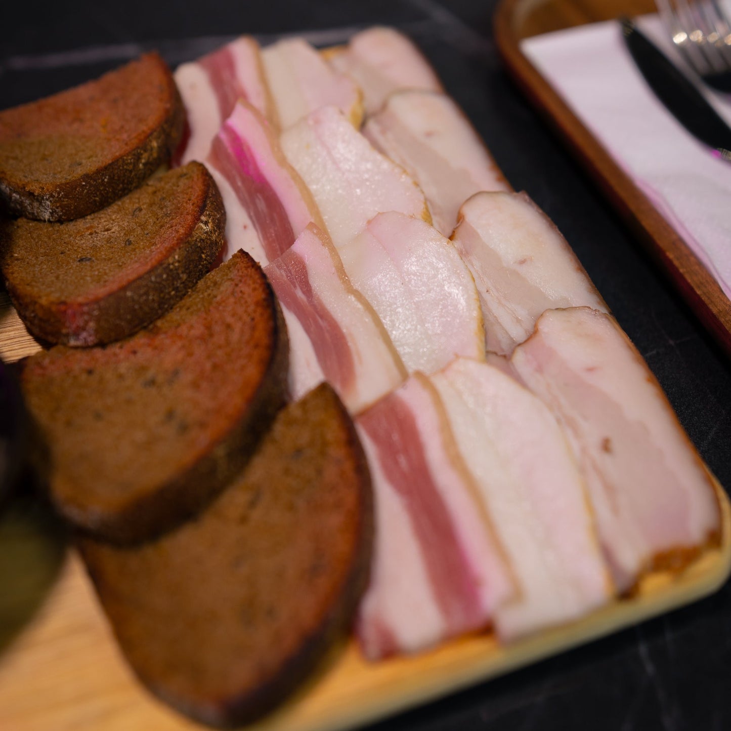 Salo Board With Ray Croutons